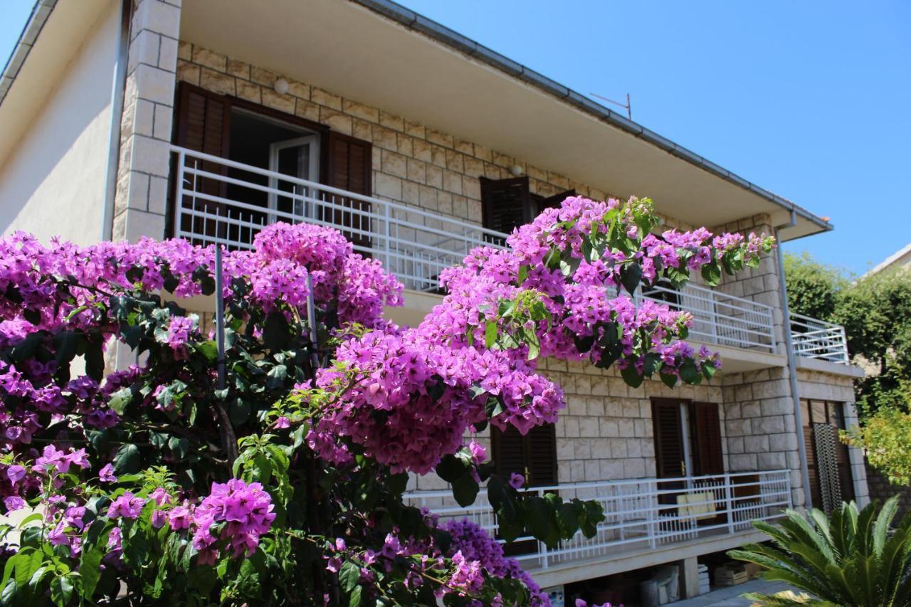 Apartment Antica Supetar Exterior photo